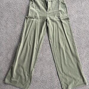 AE High waisted Olive Green Wide-Leg Pants